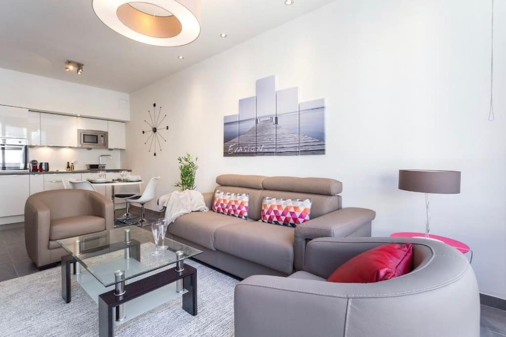Royal Near The Beaches Apartment Nizza